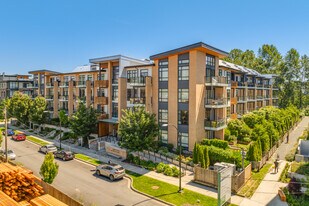 Light House in New Westminster, BC - Building Photo