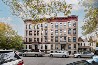 38 Hawthorne St in Brooklyn, NY - Building Photo - Building Photo