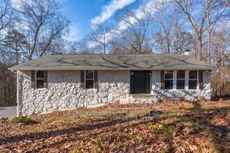 1313 Timbercrest Ln in Chattanooga, TN - Building Photo - Building Photo