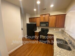 2875 Cross Creek Dr in Cumming, GA - Building Photo - Building Photo