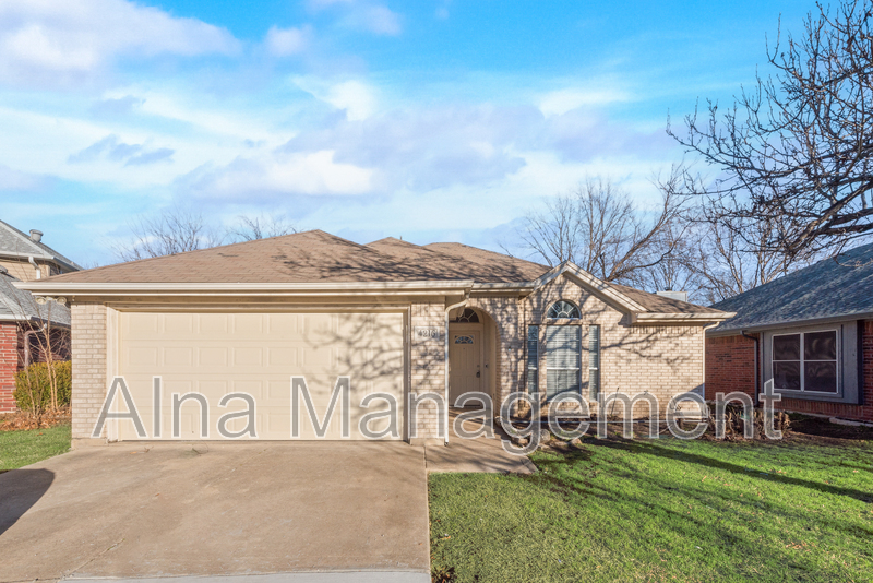 4216 Maryanne Pl in Haltom City, TX - Building Photo