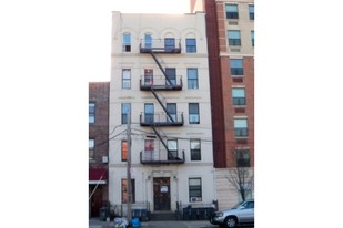 301 E 161st St Apartments