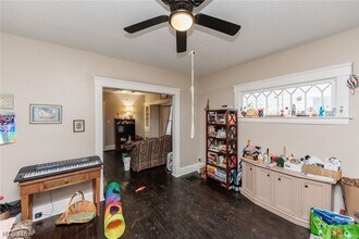 1446 Hopkins Ave in Lakewood, OH - Foto de edificio - Building Photo