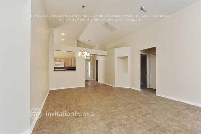 29947 Morningmist Dr in Zephyrhills, FL - Building Photo - Building Photo