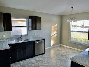 117 Stewart Lake Loop in Groveland, FL - Building Photo - Building Photo