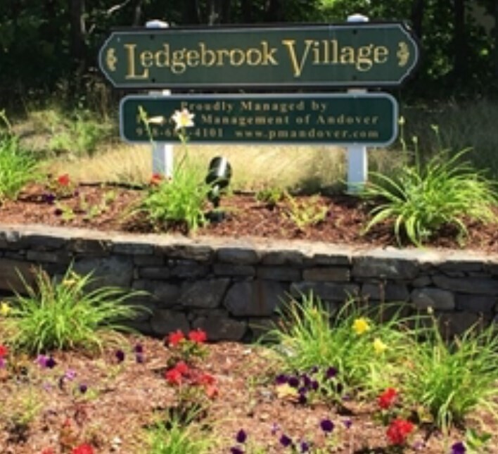 369 Aiken Ave in Lowell, MA - Building Photo