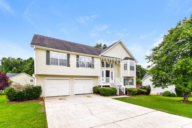 2715 Boulder Pointe Way in Ellenwood, GA - Building Photo - Building Photo