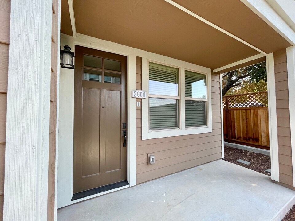 2600 1st St in Napa, CA - Building Photo