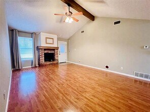 6301 Hunters Glen Dr in Watauga, TX - Building Photo - Building Photo