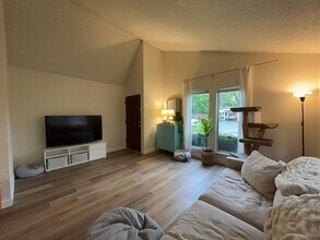 3317 Biscayne Bay Pl in Davis, CA - Building Photo - Building Photo