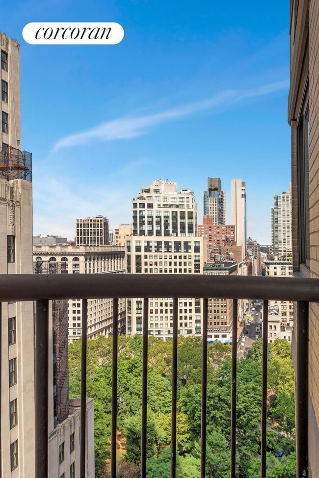 45 E 25th St in New York, NY - Foto de edificio - Building Photo