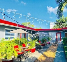 1739 Washington St in Hollywood, FL - Building Photo - Building Photo