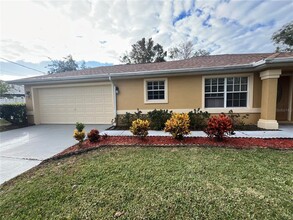 122 Parkview Dr in Palm Coast, FL - Building Photo - Building Photo