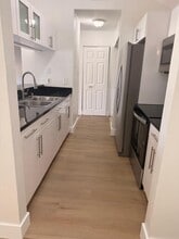 10420 SW 158th Ct, Unit Royal Palm Place in Miami, FL - Building Photo - Building Photo