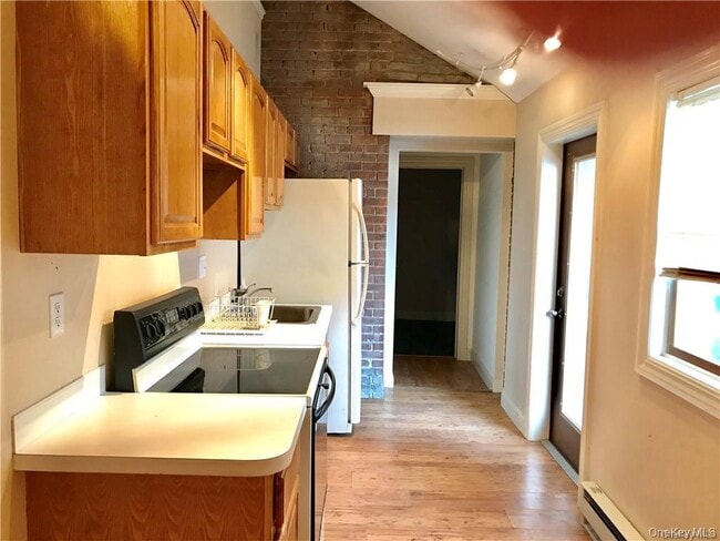 6 Main St in Unionville, NY - Building Photo - Building Photo
