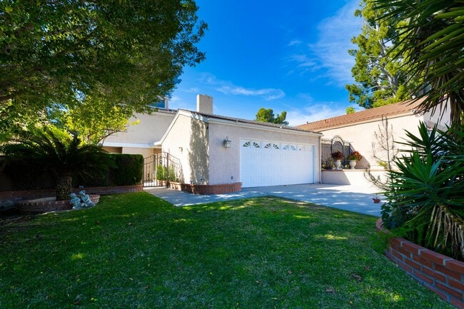 property at 24751 Daphne W