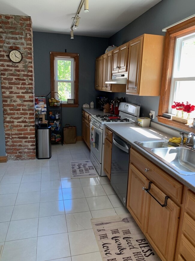 163 Allston St, Unit 1