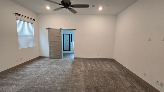 property at 9405 Parkwood Manor Dr