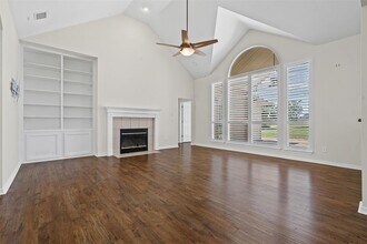 122 Catfish Cove in Dripping Springs, TX - Building Photo - Building Photo