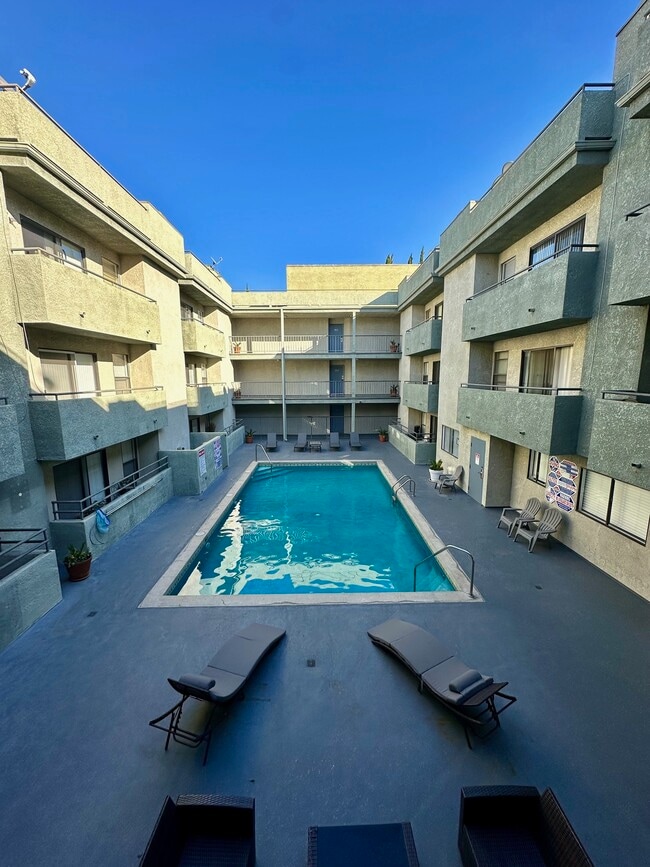 Regency Apartments