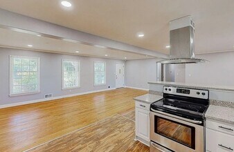 1769 Timothy Dr SW in Atlanta, GA - Building Photo - Building Photo