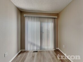 9181 Newton St in Westminster, CO - Foto de edificio - Building Photo