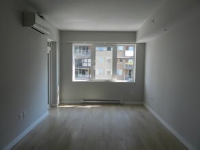 17 Prince St in Dartmouth, NS - Building Photo - Building Photo