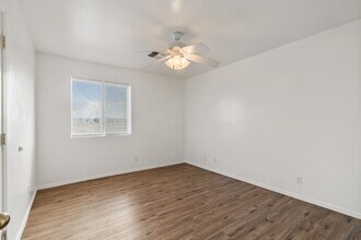 24351 N Diamond Head Ave in Paulden, AZ - Building Photo - Building Photo