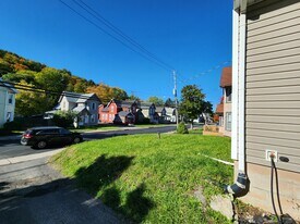 319 Charles Ave in Syracuse, NY - Building Photo
