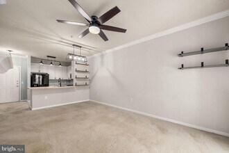 9480 Virginia Center Blvd in Vienna, VA - Building Photo - Building Photo