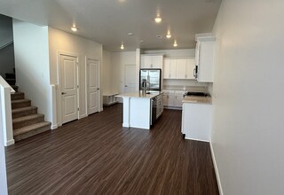 171 N Nursery Ave in Eagle, ID - Building Photo - Building Photo