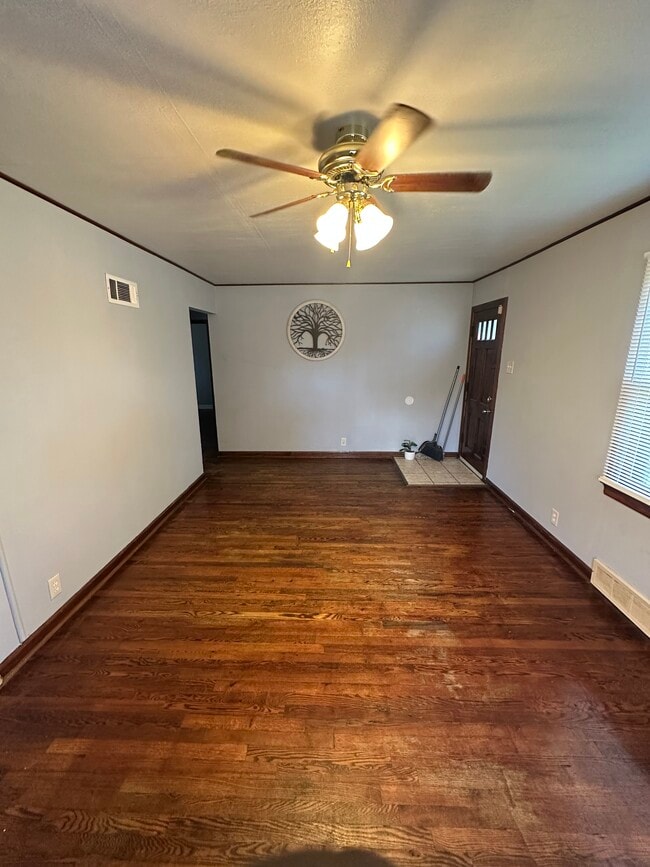 7405 Sharon Dr in St. Louis, MO - Building Photo - Building Photo