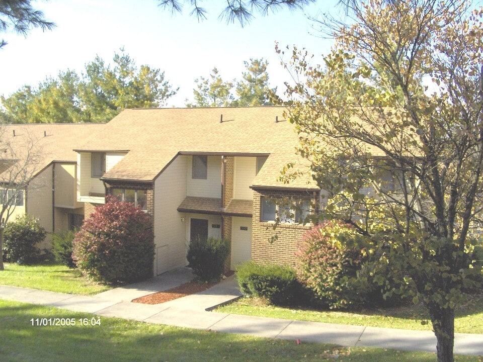316 Shenandoah Cir in Blacksburg, VA - Building Photo