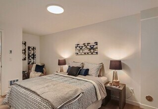 7512 43rd Ave S in Seattle, WA - Building Photo - Building Photo