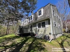 69 Saco St in Newton, MA - Foto de edificio - Building Photo