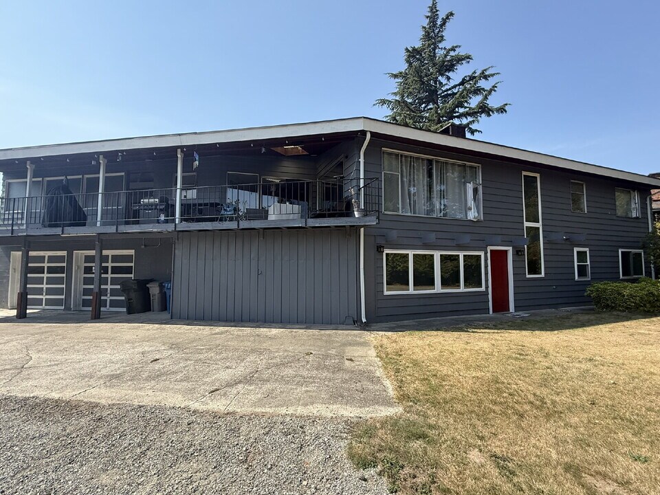 22830 135th Ave SE in Kent, WA - Building Photo