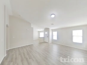 7739 Whitesboro Ct in Las Vegas, NV - Foto de edificio - Building Photo