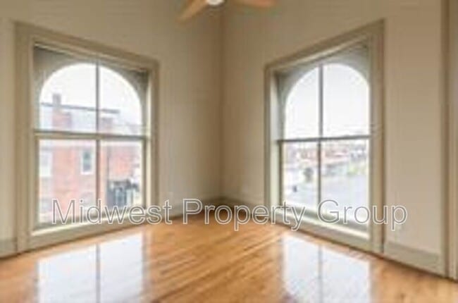 property at 4244 Chouteau Ave