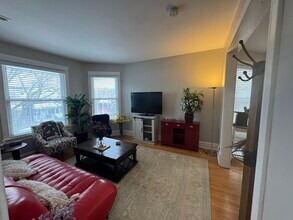2440 N Central Park Ave in Chicago, IL - Building Photo - Building Photo