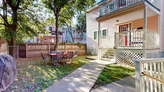 23 Jay St, Unit D