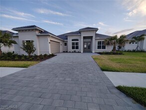 5508 Whistling Straights Ct in Ave Maria, FL - Foto de edificio - Building Photo