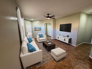 10812 E New Rock Ridge Dr in Vail, AZ - Building Photo - Building Photo