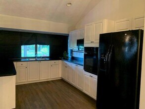 1001 SW Curtis St in Port St. Lucie, FL - Building Photo - Building Photo