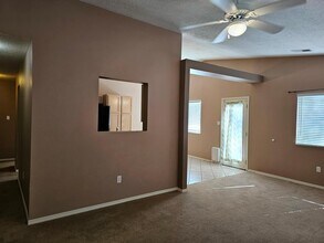 408 Leeward Dr NW in Albuquerque, NM - Building Photo - Building Photo