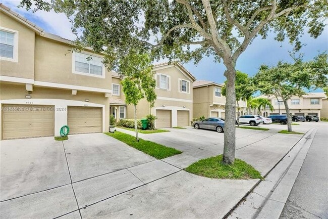 property at 4331 SW 131st Ln