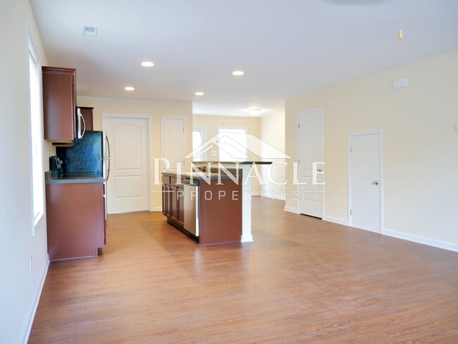 592 Leesville Rd in Lynchburg, VA - Building Photo - Building Photo