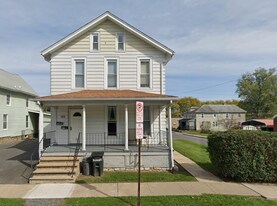 180 S Jones St, Unit B in Lock Haven, PA - Building Photo