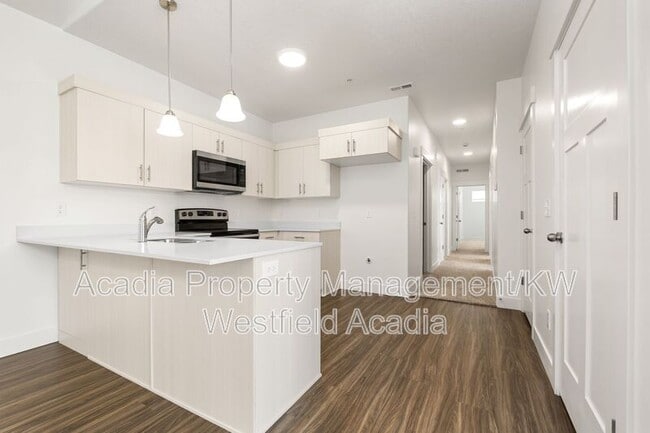 13714 S Hanley Ln in Riverton, UT - Building Photo - Building Photo