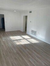 1424 Spring Ln in Clearwater, FL - Building Photo - Building Photo