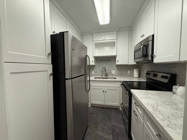 2601 Bellefontaine in Houston, TX - Building Photo - Building Photo